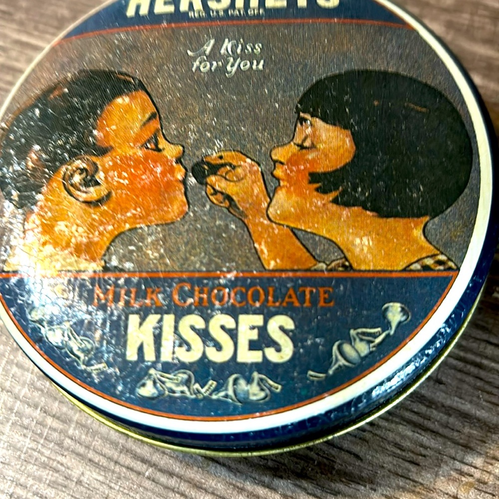 Vintage 90’s tin Hershey Kisses